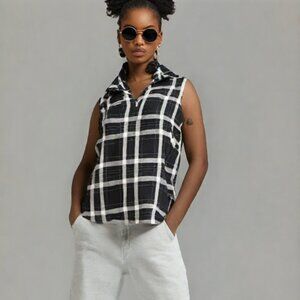 Hache Black Cream Cotton Linen Sleeveless Plaid Vest Style Top, Size 44 (Small)